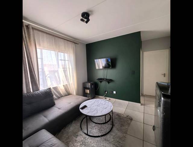 2 BEDROOM APARTMENT FOR SALE IN FLEURHOF